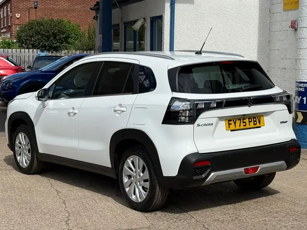 Used Suzuki SX4 S-Cross 2025 White SUV