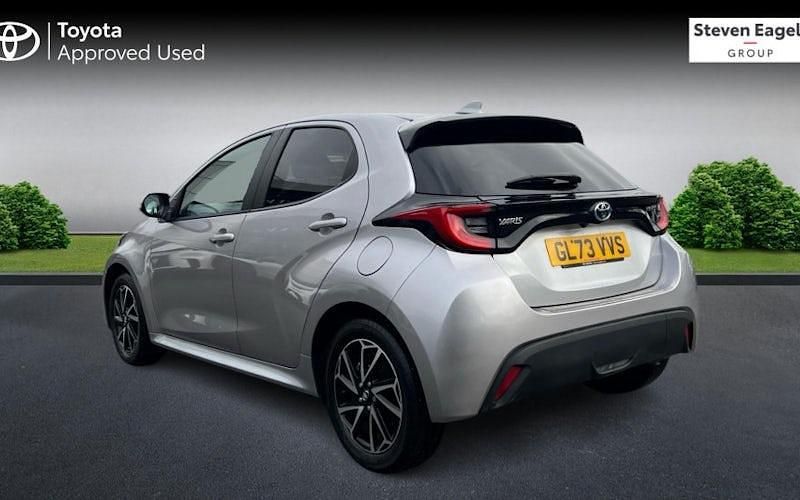 Used Toyota Yaris Hybrid Design 116 HP (85 kW) 2025 Hatchback