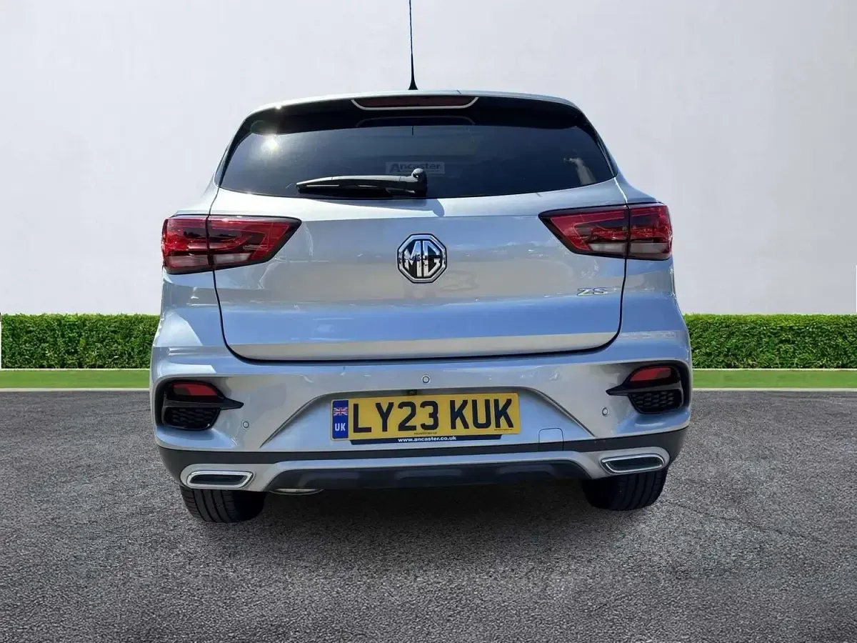 Used MG ZS Exclusive 2023 Silver SUV