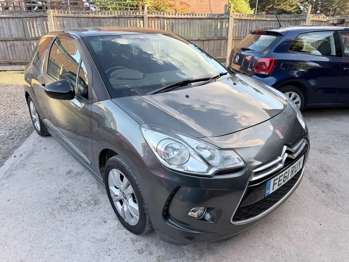 Used Citroën DS3 120 HP (88 kW) 2011 Grey Hatchback