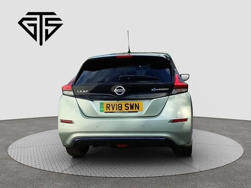 Used Nissan Leaf 110 kW (150 HP) 2018 Silver Hatchback