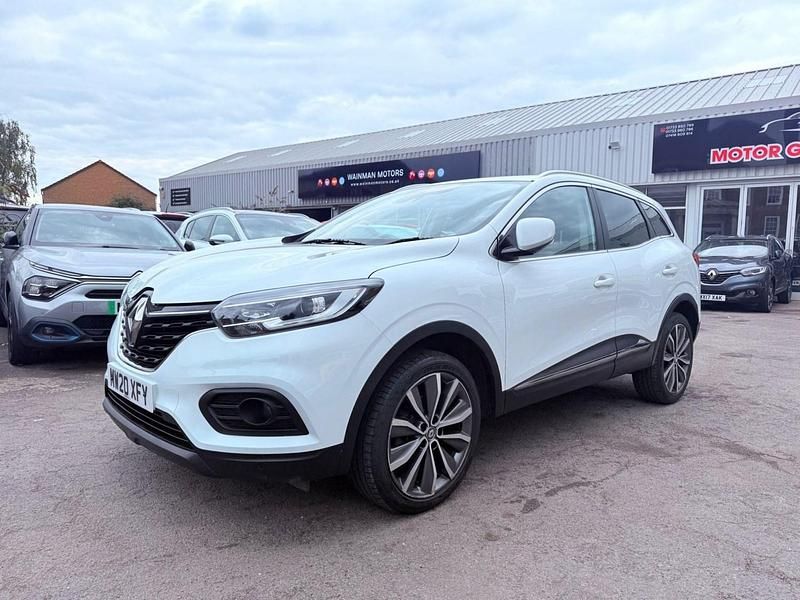 White Used 2020 Renault Kadjar Iconic SUV | £8,975 (Fair price) - Image 1/4