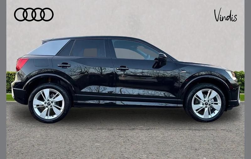 Usado Audi Q2 S-Line 147 CV (108 kW) 2025 Negro SUV