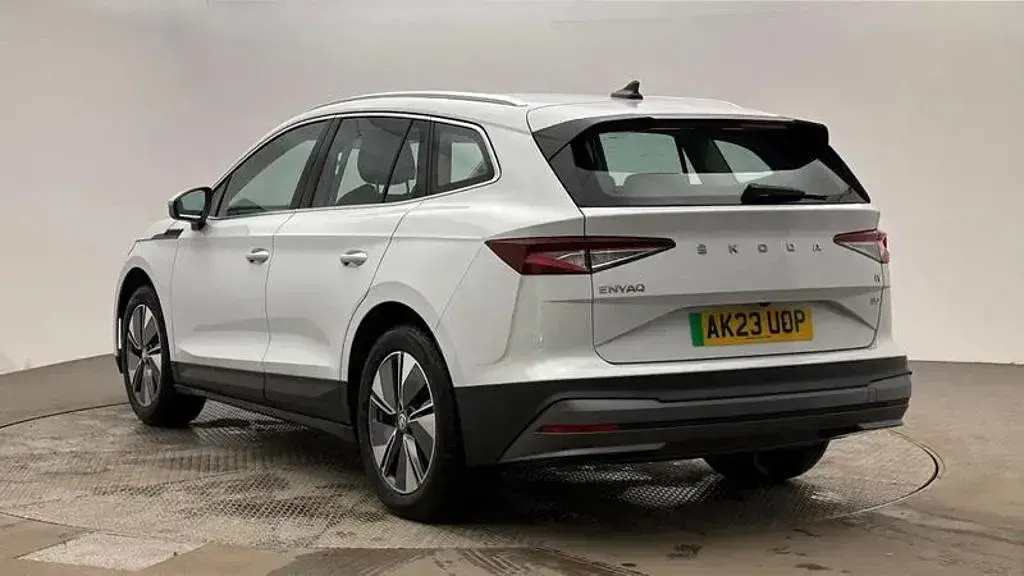 Used Skoda Enyaq iV Drive 125 kW (170 HP) 2023 SUV