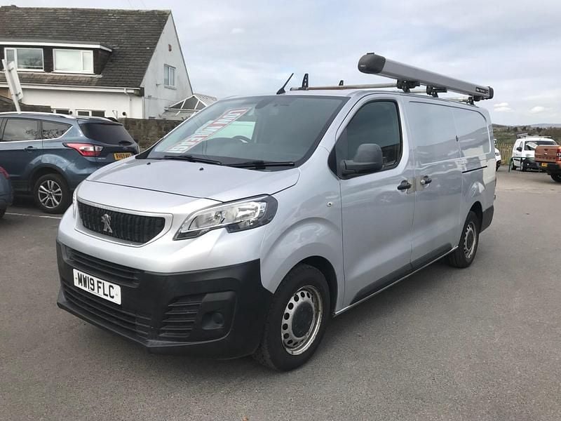 Second-hand Peugeot Expert 2019 Argintiu Van