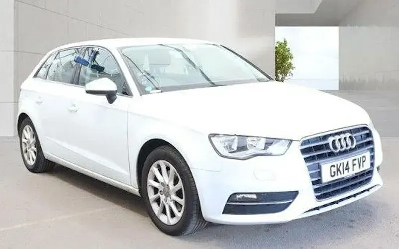 Begagnad Audi A3 Sportback Design 122 HK (89 kW) 2013 Halvkombi