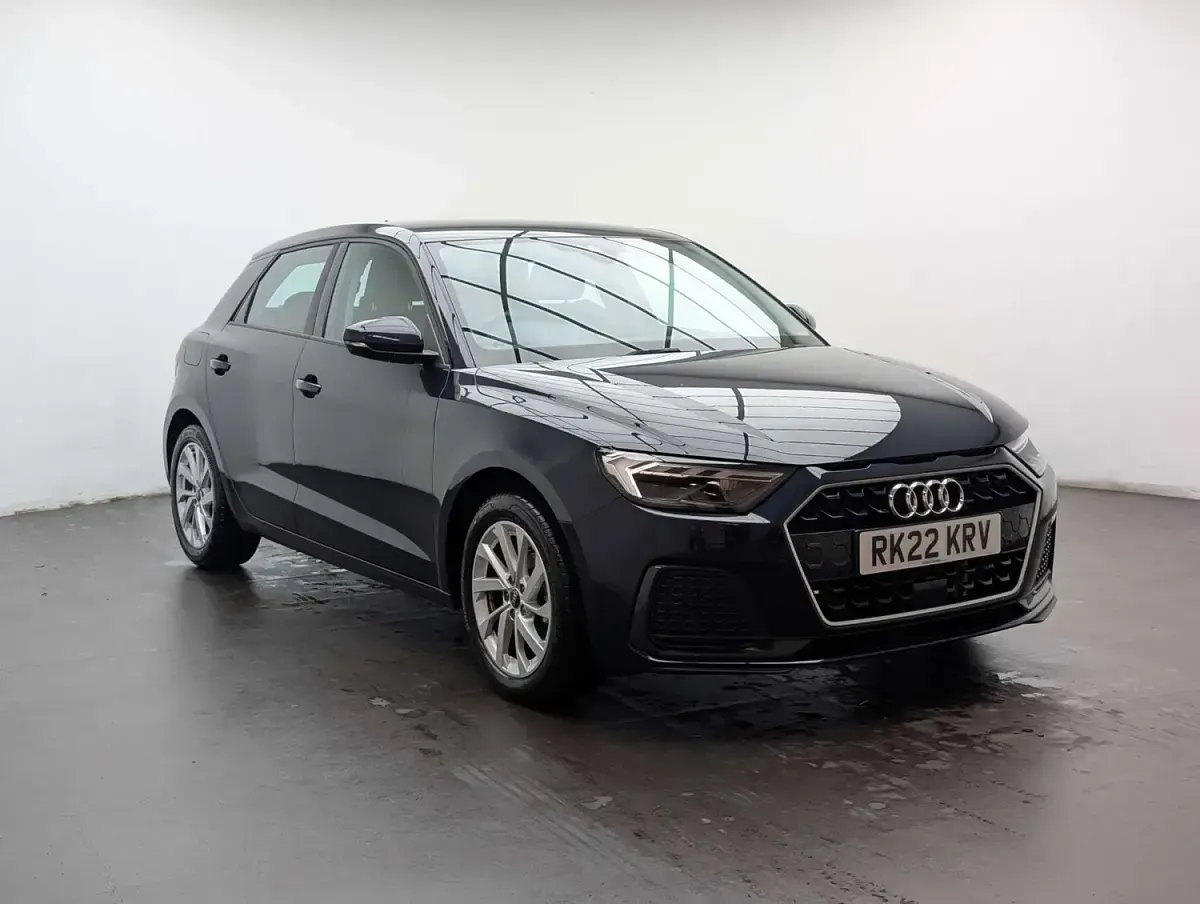 Begagnad Audi A1 Sportback Sport 95 HK (69 kW) 2022 Blå Halvkombi