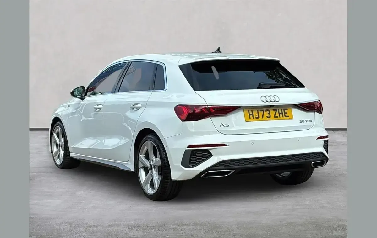 Used Audi A3 S-Line 150 HP (110 kW) 2023 White Sedan