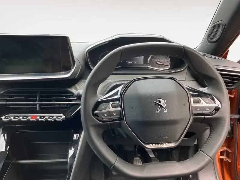 Used Peugeot 2008 Active+ 2023 Orange SUV