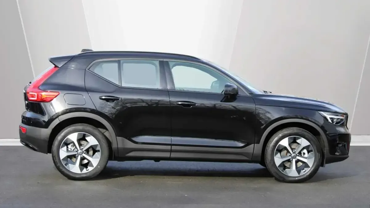 Used Volvo XC40 Plus 163 HP (119 kW) 2026 SUV
