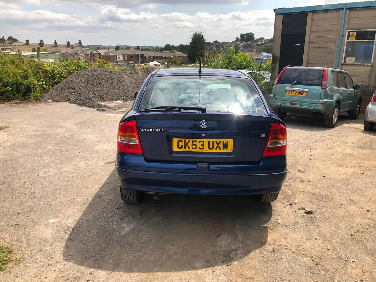 Used Vauxhall Astra Club 2003 Blue Hatchback