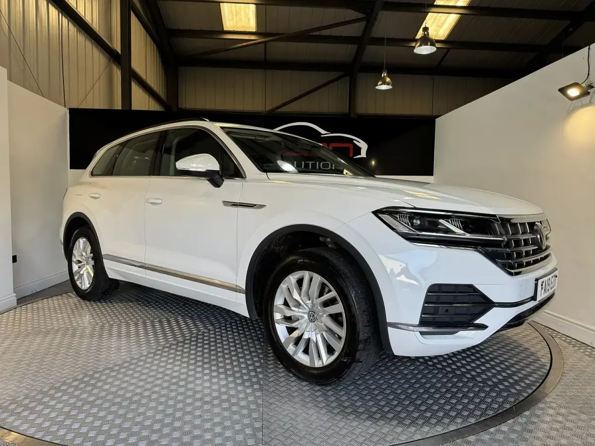 Used VW Touareg SEL 2019 White SUV