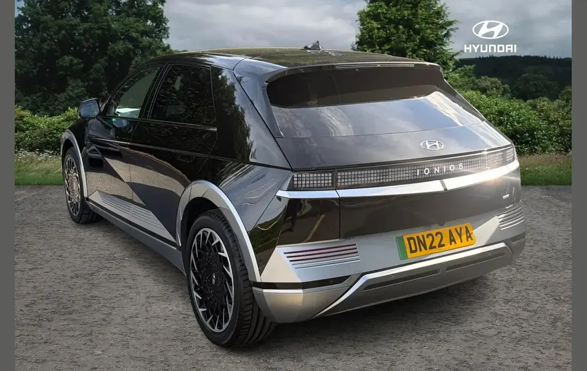 Used Hyundai Ioniq 5 Ultimate 225 kW (306 HP) 2022 Black SUV