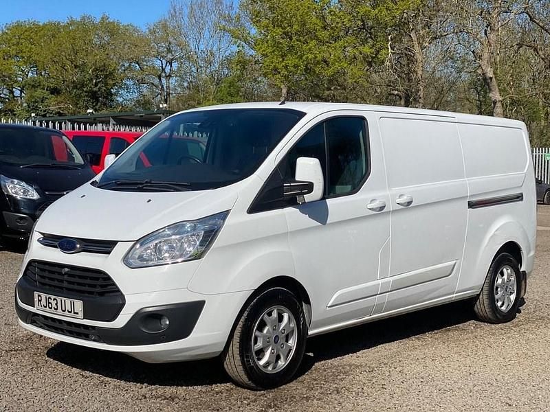 Używany Ford Transit Custom Limited 125 KM (91 kW) 2014 Biały Van