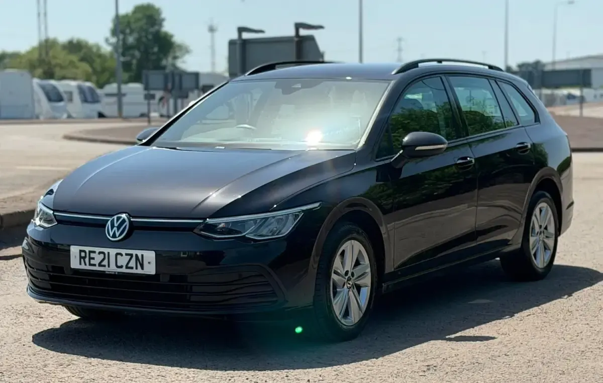 Usado VW Golf VIII Life 2021 Preto Carrinha