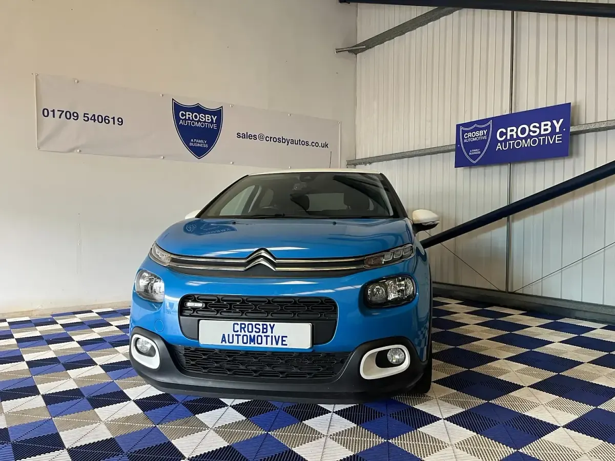 Used Citroën C3 Flair 108 HP (79 kW) 2017 Blue Hatchback