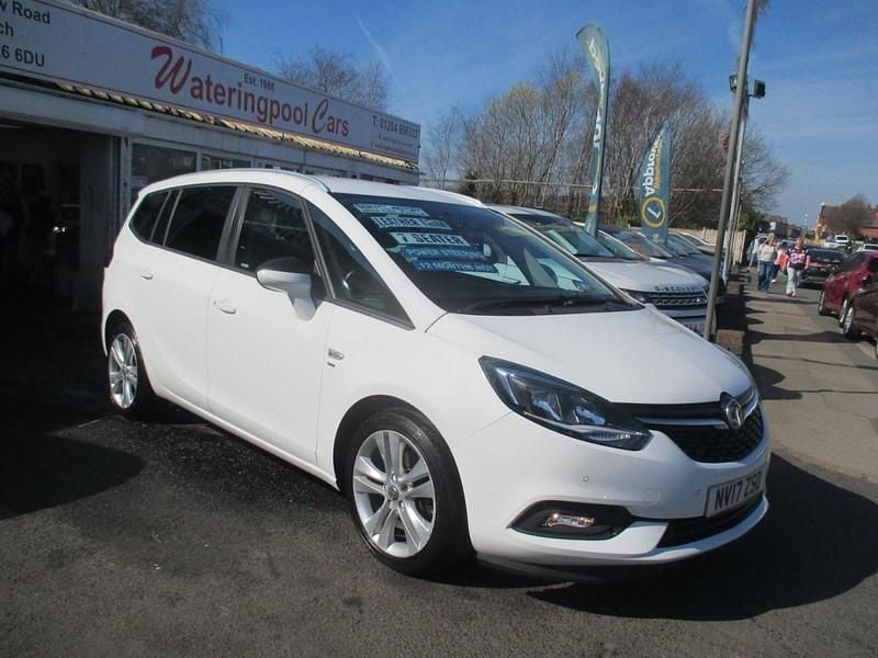 Used Vauxhall Zafira SRi 140 HP (102 kW) 2017 White MPV