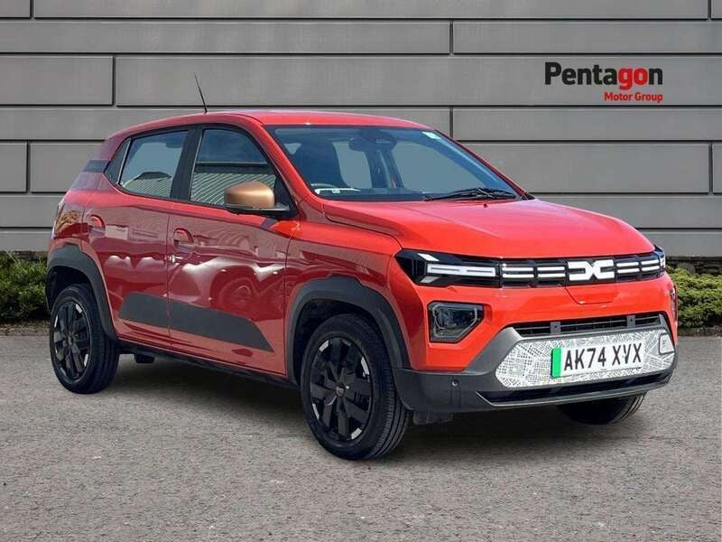 Red New 2025 Dacia Spring Extreme Hatchback | £11,950 (Fair price) - Image 1/4