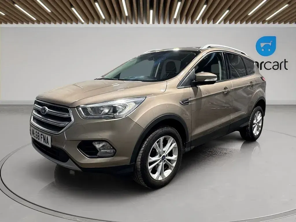 Used Ford Kuga Titanium 150 HP (110 kW) 2018 Silver SUV