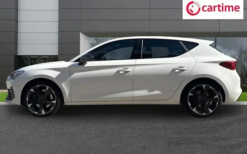 Used Cupra Leon VZ1 245 HP (180 kW) 2023 Hatchback