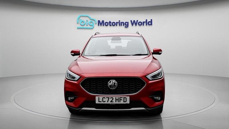 Used MG ZS Exclusive 106 HP (77 kW) 2023 Red SUV