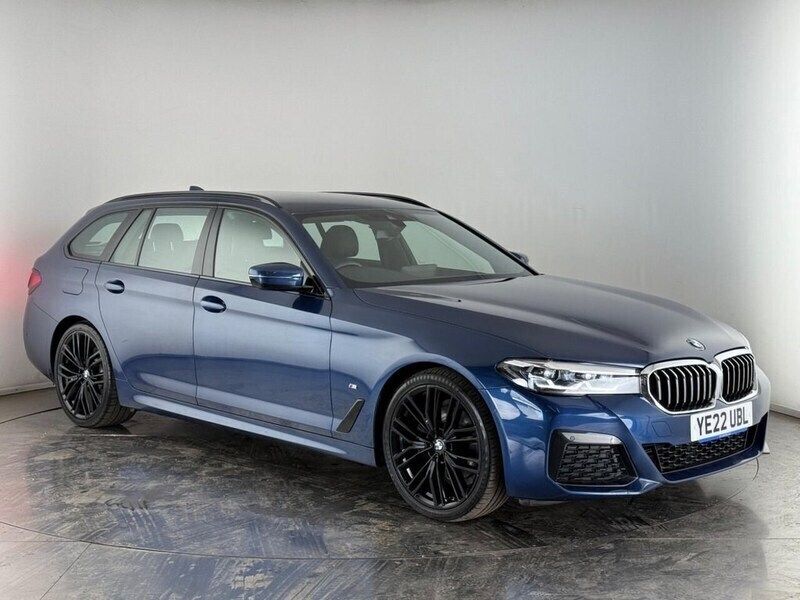 Blue Used 2022 BMW 520 M Sport Estate | £26,950 (Good price) - Image 1/3