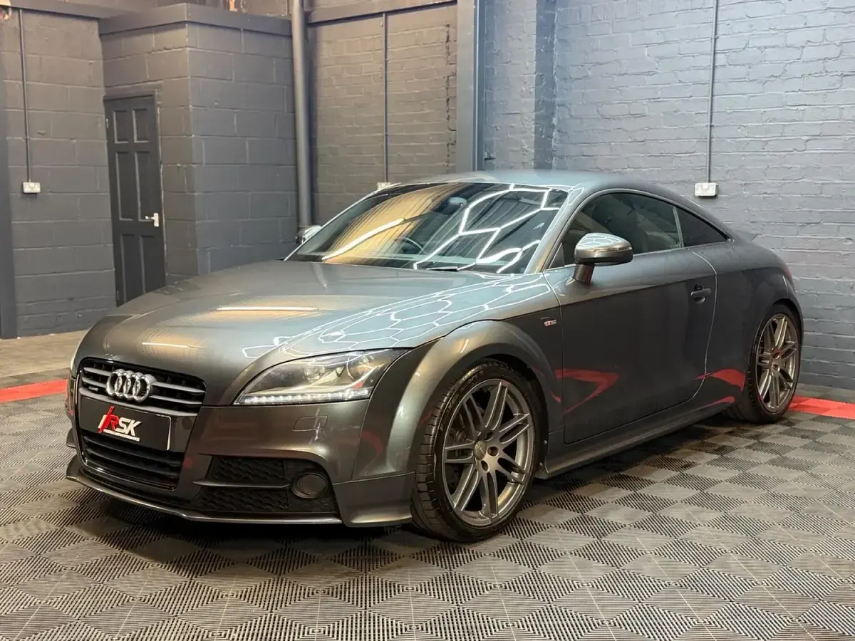 Used Audi TT Black Edition 211 HP (155 kW) 2012 Grey Coupe