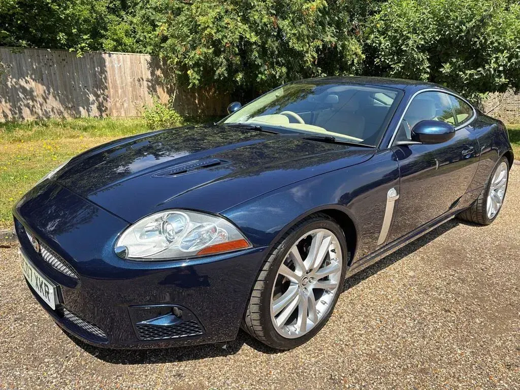Used Jaguar XKR Supercharged 420 HP (308 kW) 2008 Blue Coupe