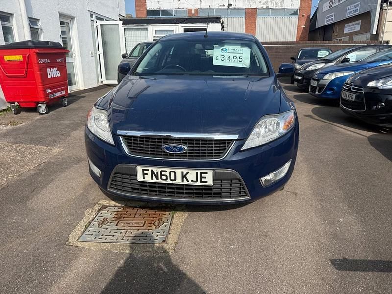 Used Ford Mondeo Zetec 145 HP (106 kW) 2010 Blue Hatchback