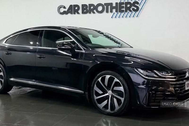Used VW Arteon R-line 190 HP (139 kW) 2018 Black Hatchback
