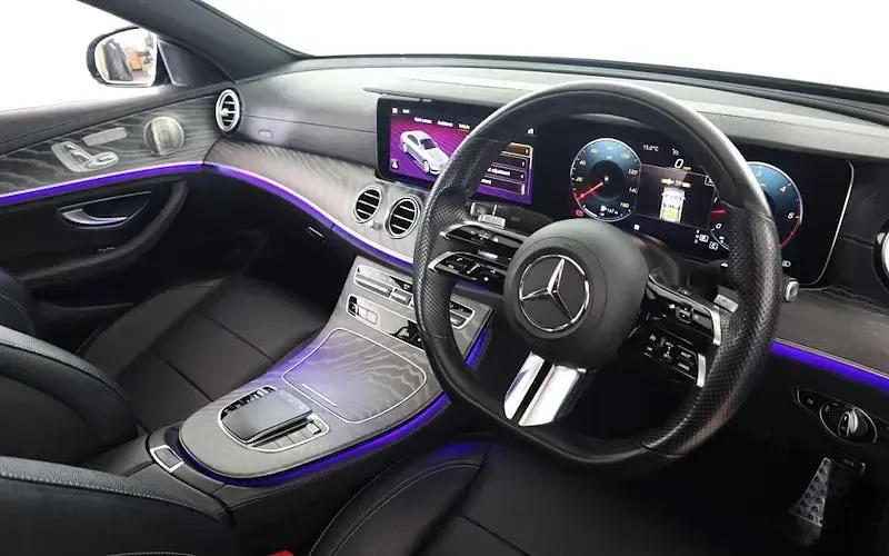 Used Mercedes E400 AMG line 330 HP (242 kW) 2021 Grey Sedan
