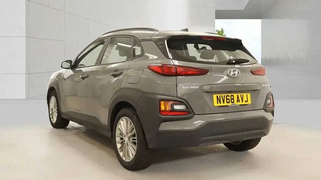 Used Hyundai Kona SE 120 HP (88 kW) 2018 Grey SUV