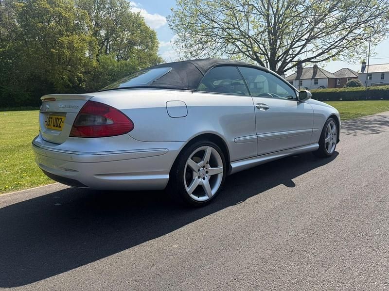 Used Mercedes CLK200 2007 Silver Cabriolet