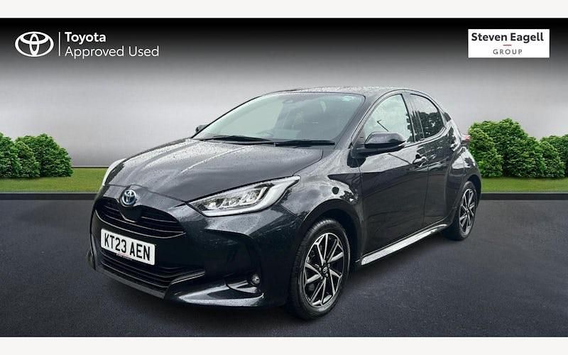 Used Toyota Yaris Hybrid Design 116 HP (85 kW) 2025 Hatchback