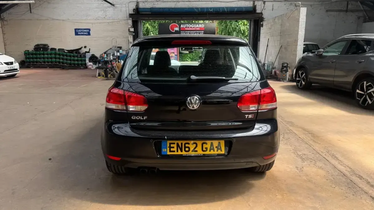 Used VW Golf VII Match 122 HP (89 kW) 2013 Black Hatchback