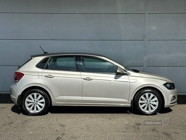 Used VW Polo SEL 115 HP (84 kW) 2018 Silver Hatchback