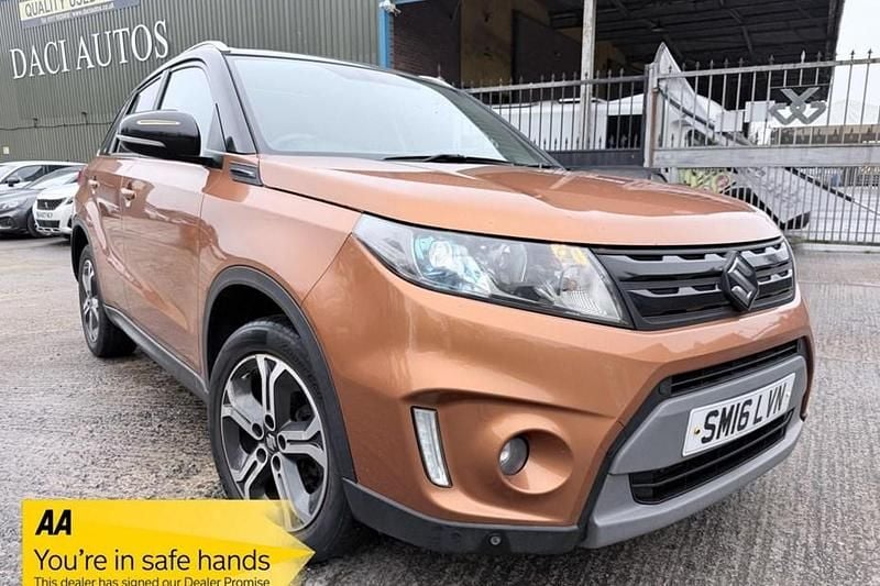 Used Suzuki Vitara SZ5 120 HP (88 kW) 2016 Orange/black SUV