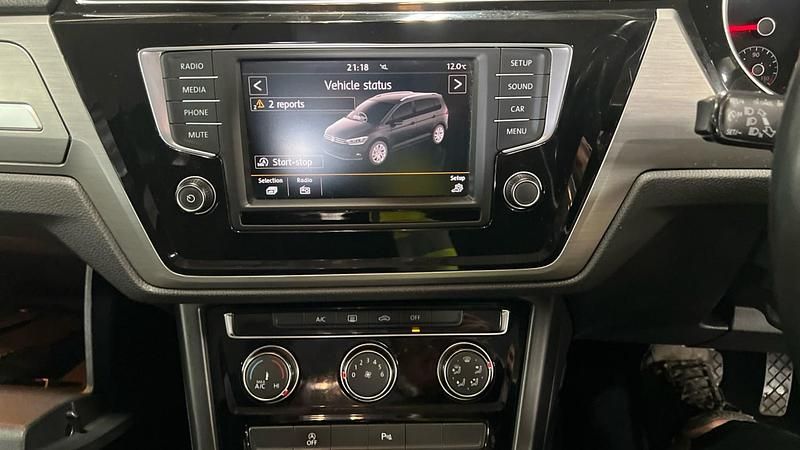Usado VW Touran SE 2016 Azul Monovolume