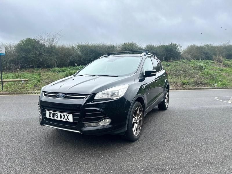 Used Ford Kuga Titanium 180 HP (132 kW) 2016 Black SUV