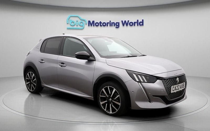 Used Peugeot 208 Premium 102 HP (75 kW) 2022 Grey Hatchback