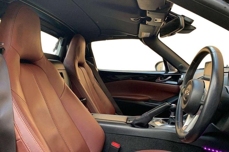 Used Mazda MX5 Inclusive 131 HP (96 kW) 2018 Black Cabriolet