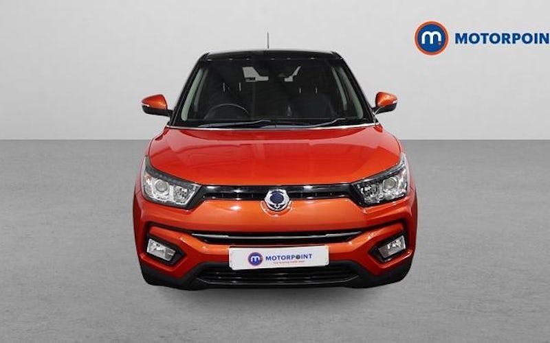 Used Ssangyong (KGM) Tivoli 116 HP (85 kW) 2019 Orange SUV