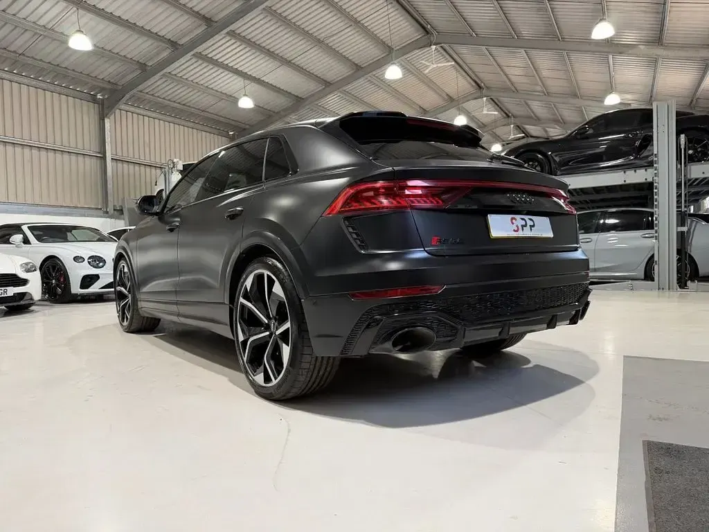 Used Audi Q8 Performance 600 HP (441 kW) 2020 Black SUV