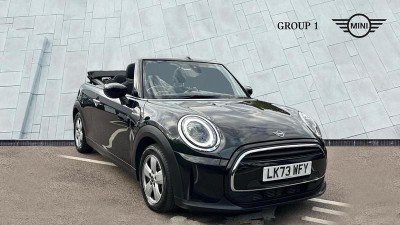 Black Used 2023 Mini Cooper Classic Hatchback | £19,350 (Fair price) - Image 1/4