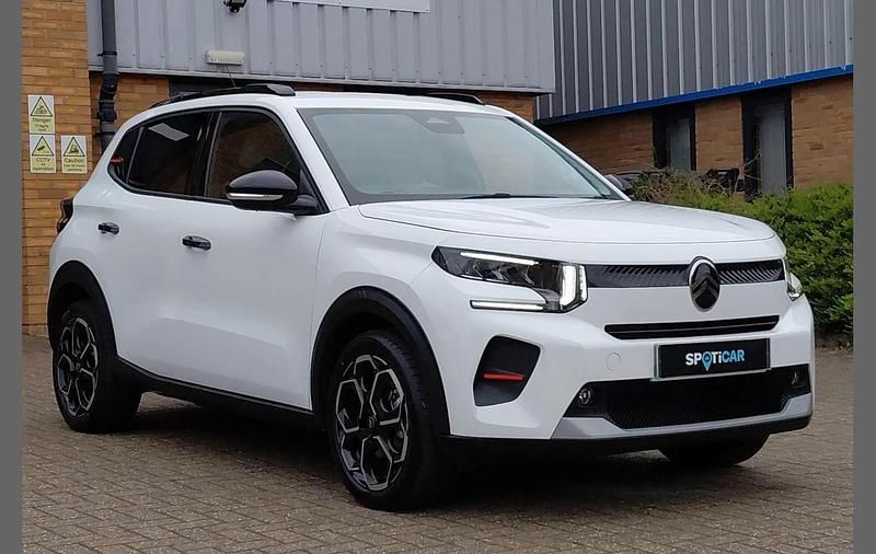 Used Citroën e-C3 83 kW (113 HP) 2025 White Hatchback