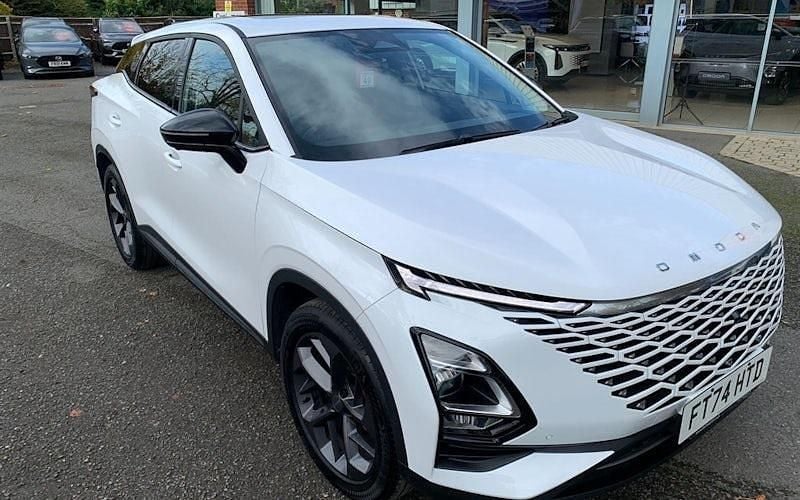 Used 2025 Omoda 5 SUV | £21,599 (Good price) - Image 1/4