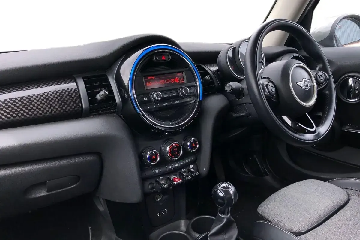 Used Mini Cooper S Chili 192 HP (141 kW) 2017 Grey Hatchback