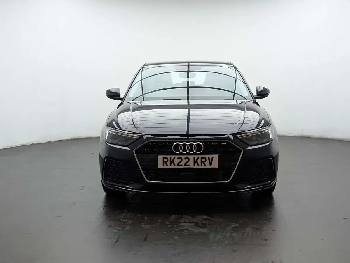 Begagnad Audi A1 Sportback Sport 95 HK (69 kW) 2022 Blå Halvkombi