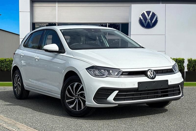 White New 2025 VW Polo Life Hatchback | £21,290 (Fair price) - Image 1/4