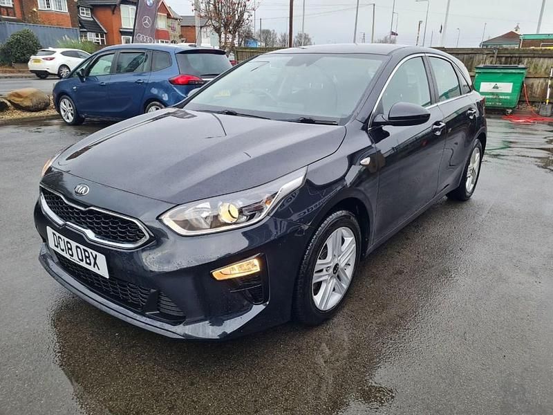 Used Kia Ceed 118 HP (86 kW) 2018 Black Hatchback